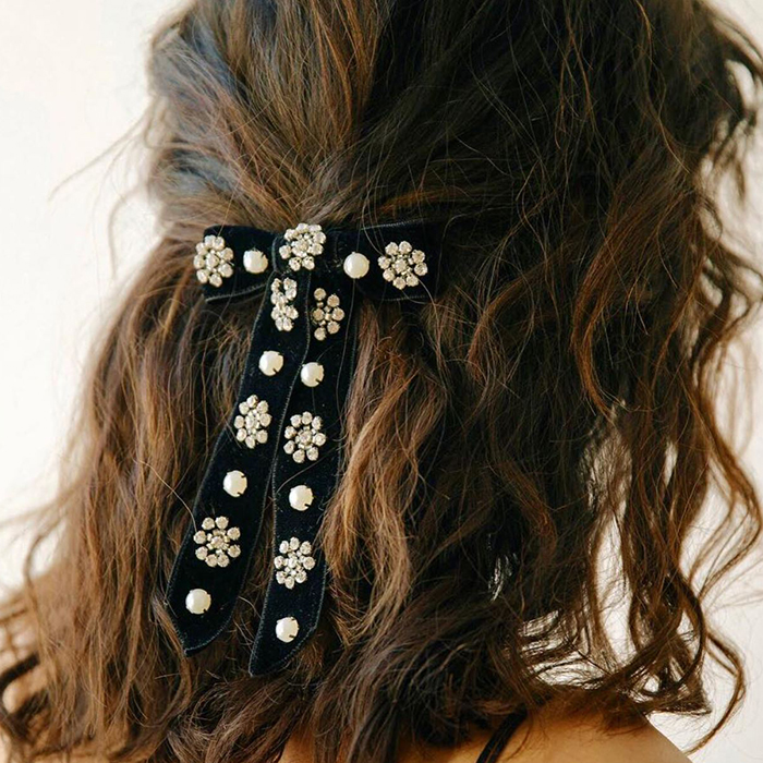 15 Curly Hair Accessories You Need to Try