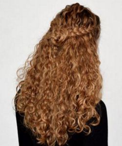 The Perfect Hairstyle to Save Your 3rd Day Curly Hair