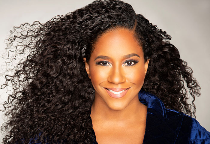 Leaders in Curl Mahisha Dellinger Reflects on 20 Years of as The Founder of Curls