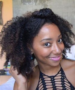 5 No-Frizz Tips for Sumptuous Summer Curls