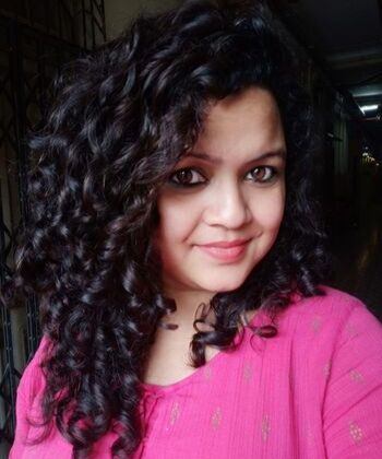 Texture Tales: Nisha on Creating Her Own Beauty Standards By Loving Her Curls