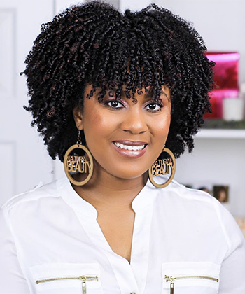 Texture Tales: Nasstassia Shares Her Natural Hair Journey + Top Tips for a Poppin Twist Out