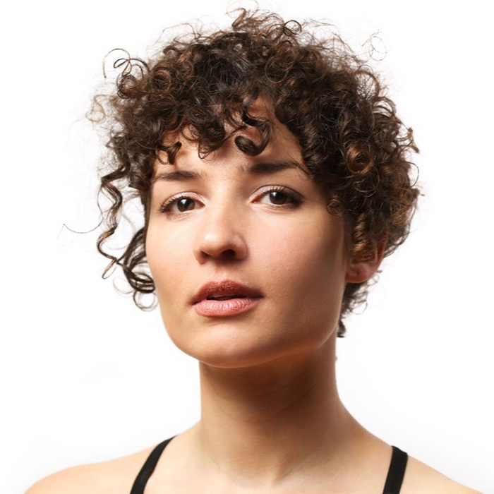 Texture Tales Nicolle on Embracing Frizz