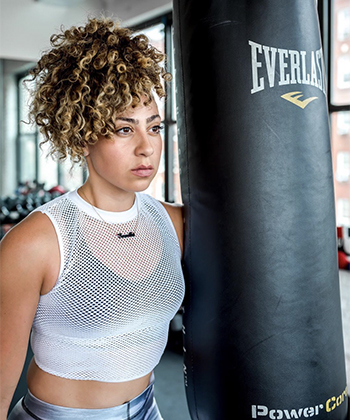 8 Tips to Workout With Naturally Curly Hair