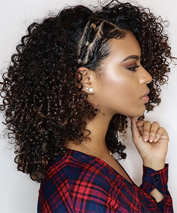 Pretty Looks with Curly Hair for a Woman Who Values Her Time  Cute short  natural hairstyles Short natural hair styles Curly hair styles