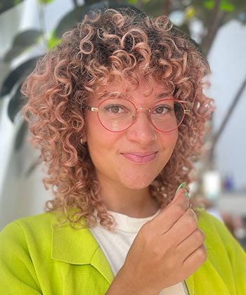 https://www.naturallycurly.com/curlreading/haircuts/how-to-ask-your-hair-stylist-for-a-curly-haircut-with-bangs