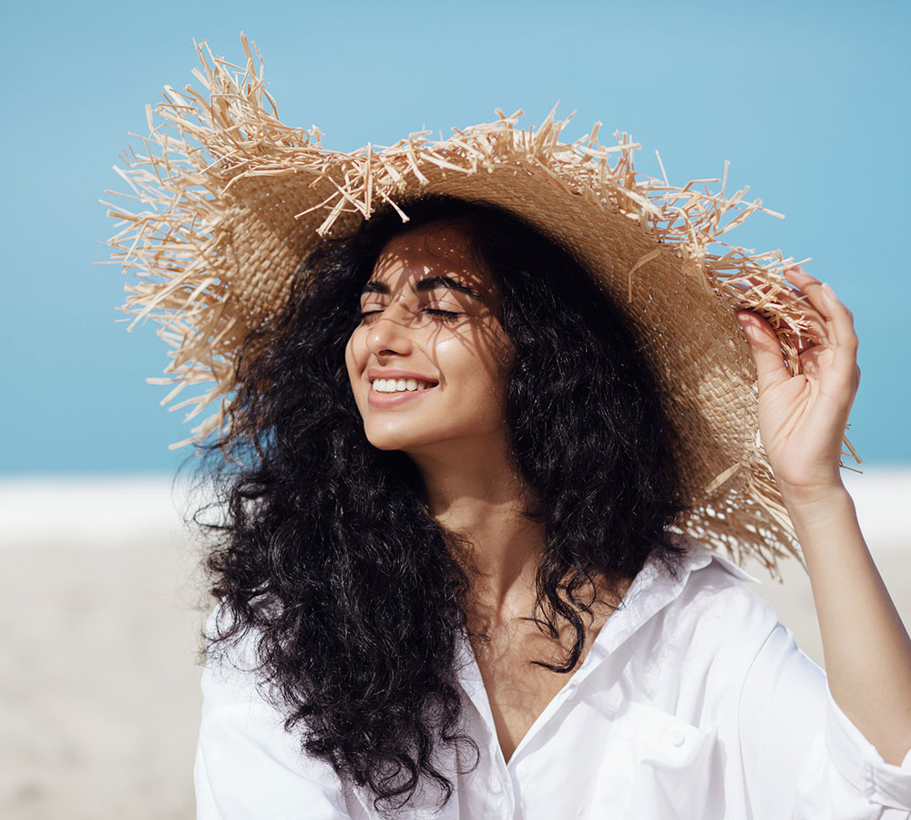 The Benefits of Antioxidants for Your Hair, According to a Curl Chemist