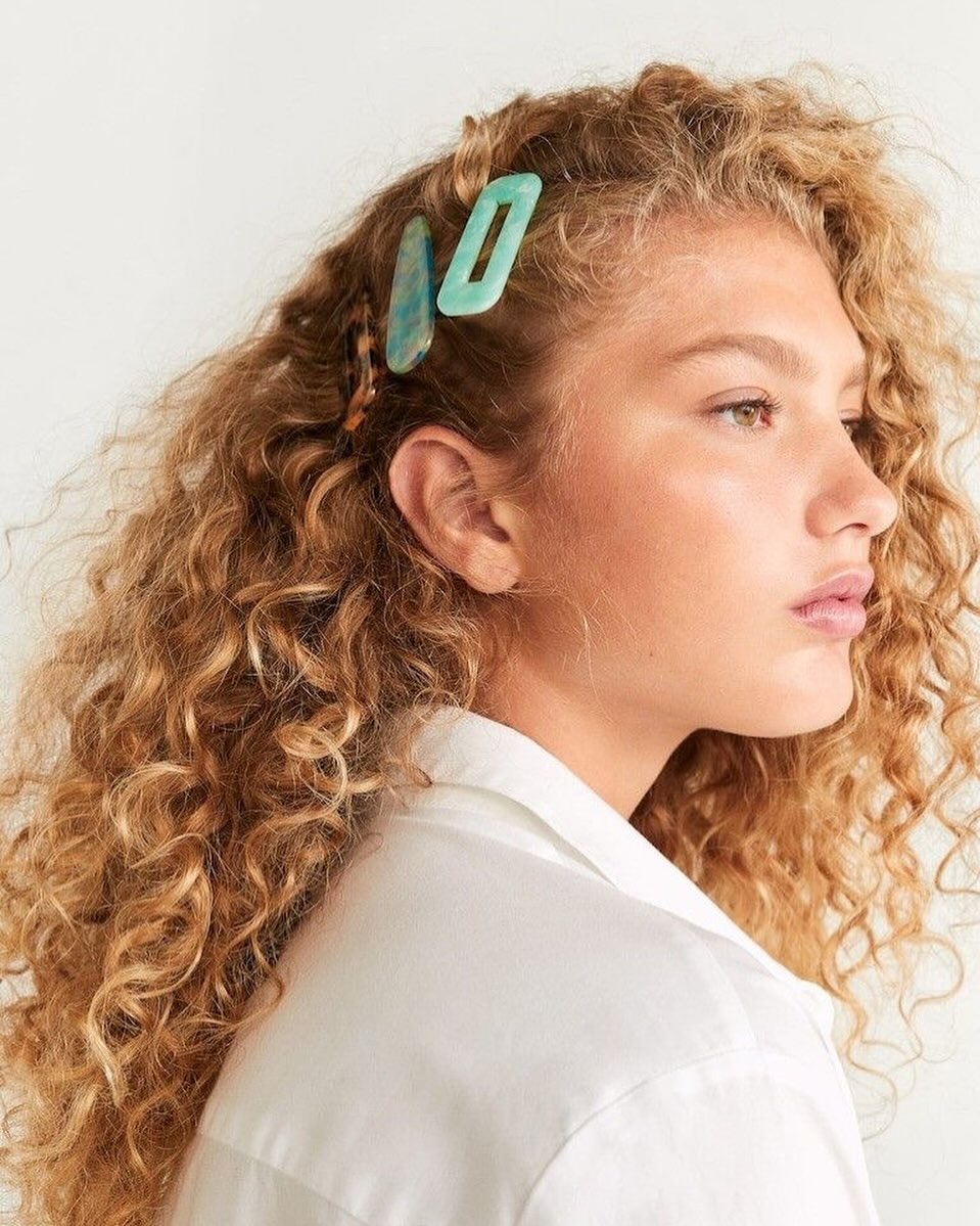 10 Curly Hair Accessories You'll See Everywhere this Season